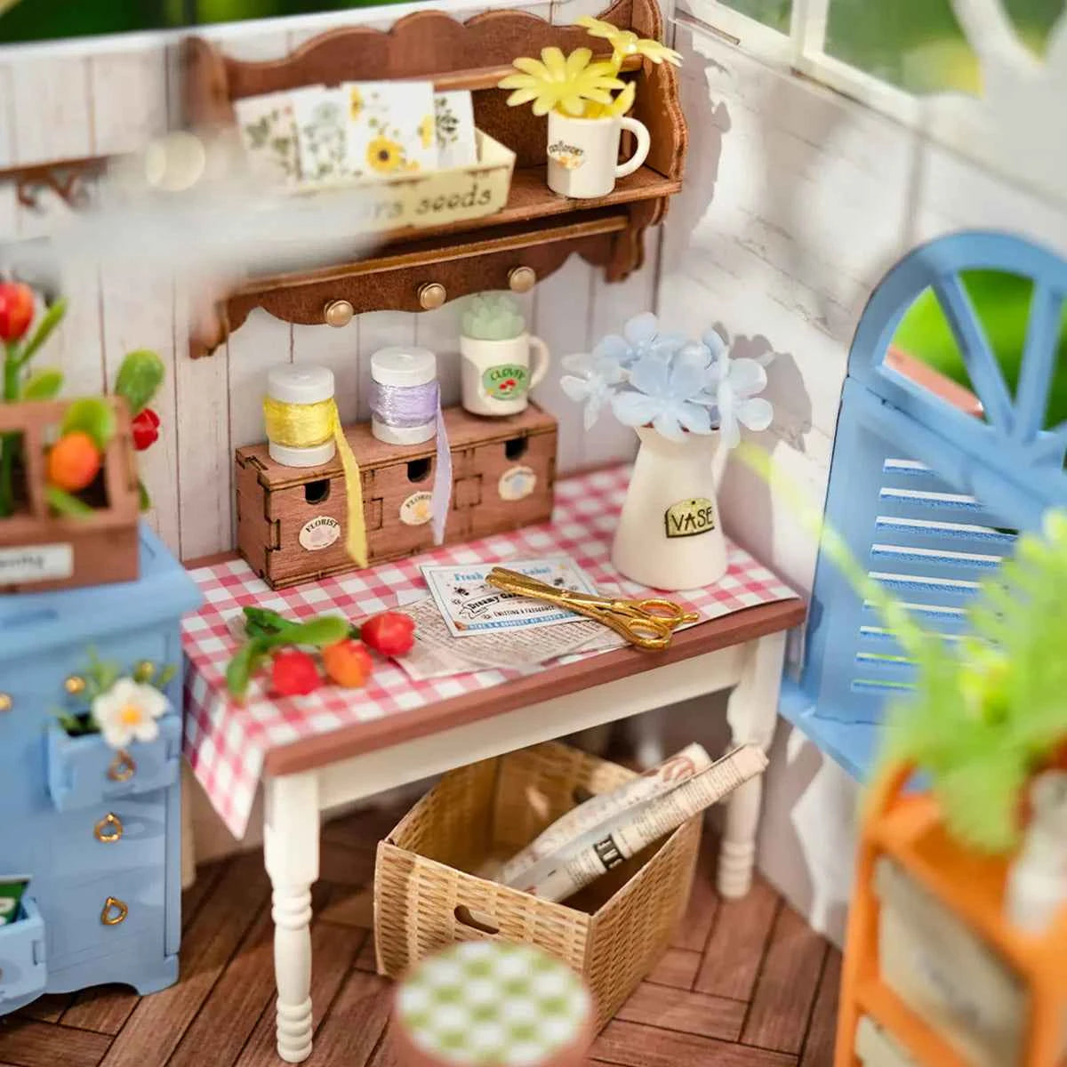 Dreamy Garden House DIY Miniature House Kit Rolife