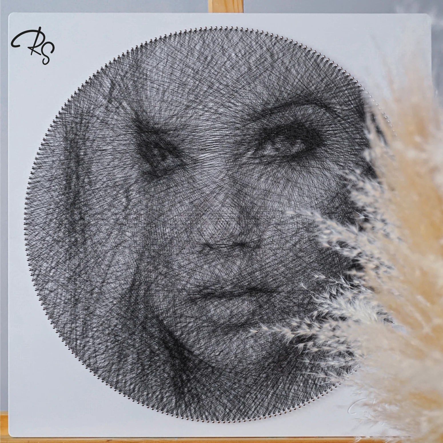 RingString - String art kit based on your photo