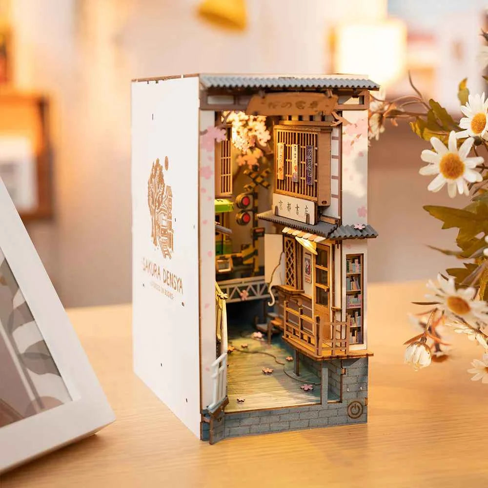 Sakura Densya DIY Book Nook Shelf Insert Kit Rolife